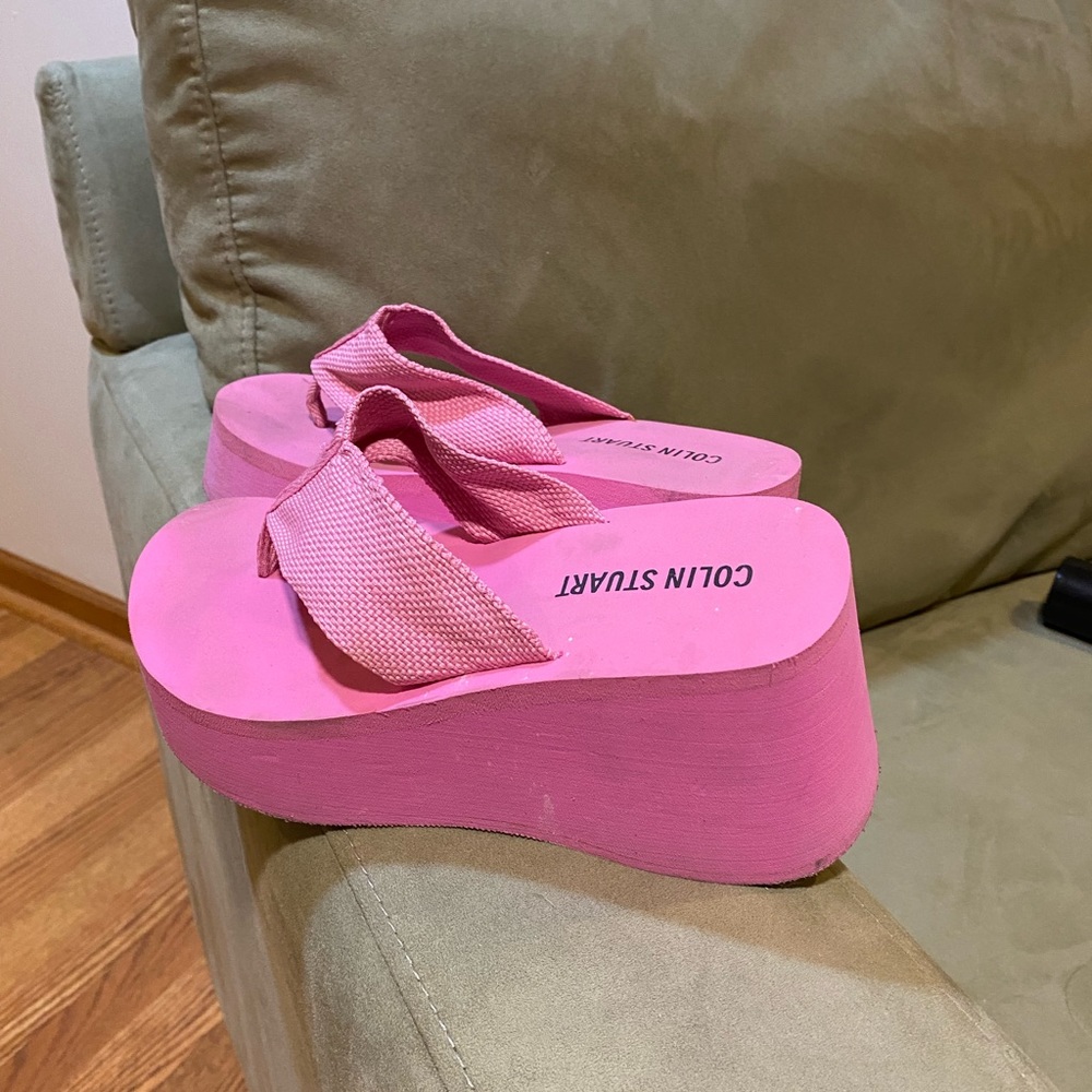 Flip flops-size 7
